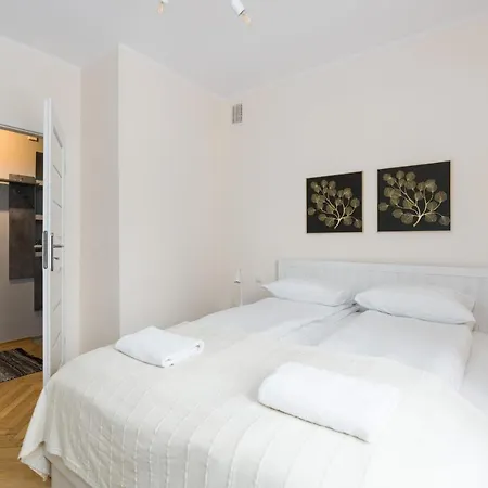 Apartment Kosinskiego By Renters Poznan